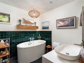 7 Gazon Road, Shelter Island Heights NY 11964