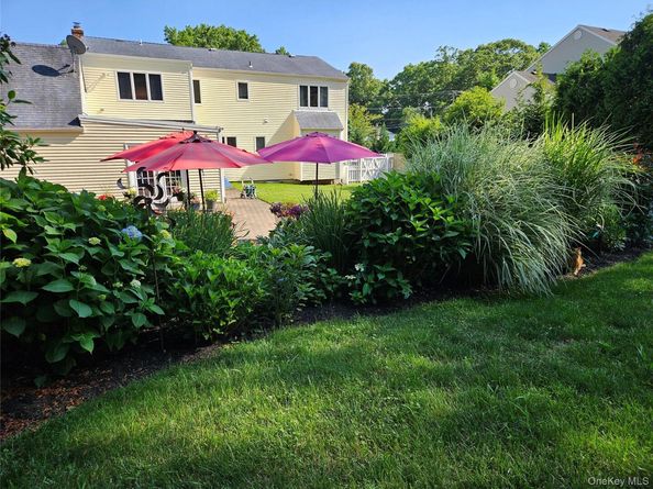 65 N Country Road, Shoreham NY 11786