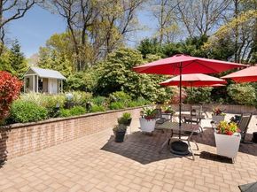 65 N Country Road, Shoreham NY 11786
