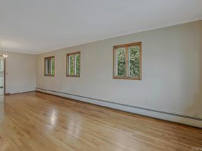 43 Floyd Place, East Norwich NY 11732