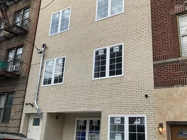 3728 104th Street, Corona NY 11368
