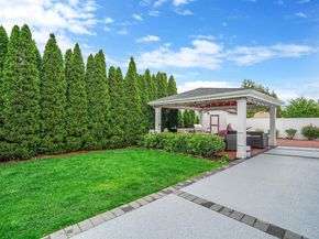 248 44th Street, Lindenhurst NY 11757