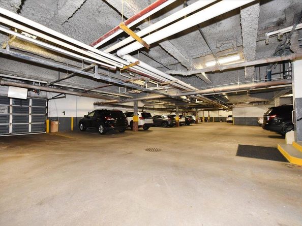 40 STONER Avenue 1i, Great Neck NY 11021