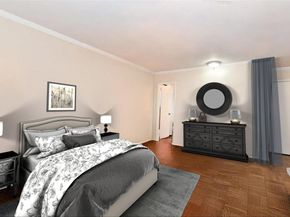 40 STONER Avenue 1i, Great Neck NY 11021