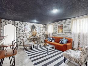 52-04 Redfield Street, Douglaston NY 11362