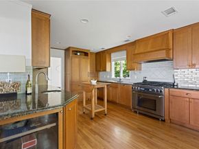3 Summit Drive, Baiting Hollow NY 11933