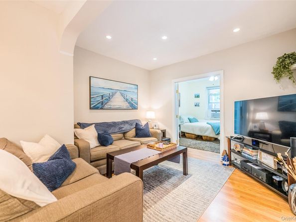 12325 82nd Avenue 4K, Kew Gardens NY 11415