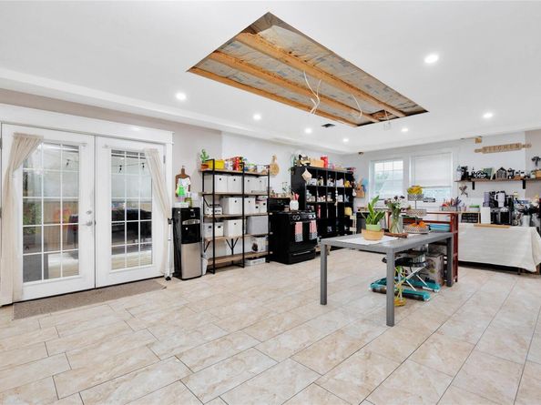 1582 Little Neck Avenue, North Bellmore NY 11710