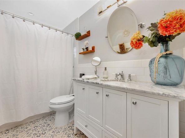1582 Little Neck Avenue, North Bellmore NY 11710