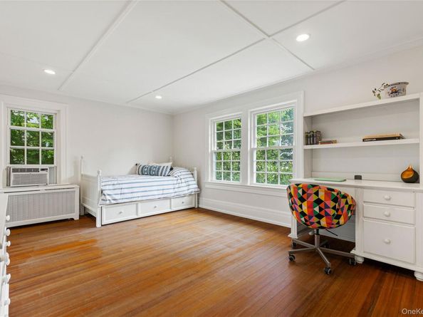 724 Stuart Avenue, Mamaroneck NY 10543