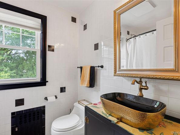 724 Stuart Avenue, Mamaroneck NY 10543