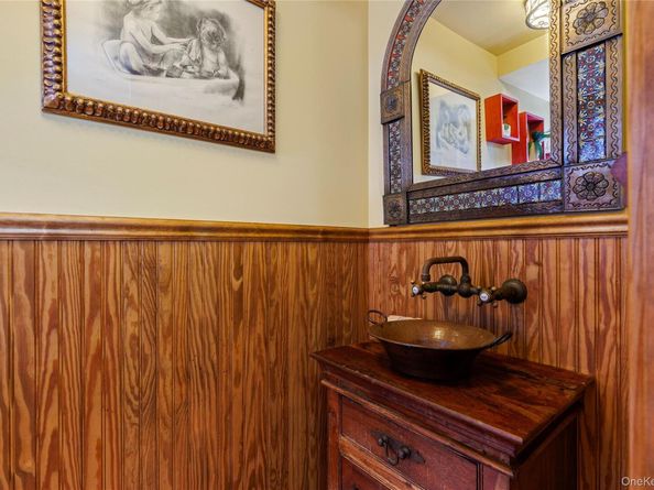 724 Stuart Avenue, Mamaroneck NY 10543