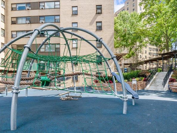 3 Fordham Hill Oval 10B, Bronx NY 10468