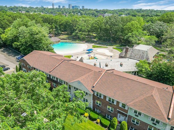 77 Lorraine Terrace 336, Mount Vernon NY 10553