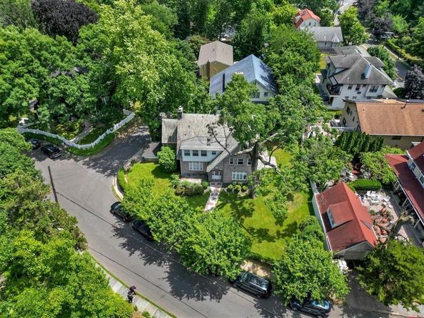 2 Rockland Avenue, Yonkers NY 10705