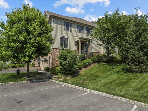 8 Langeloth Drive, Cortlandt Manor NY 10567