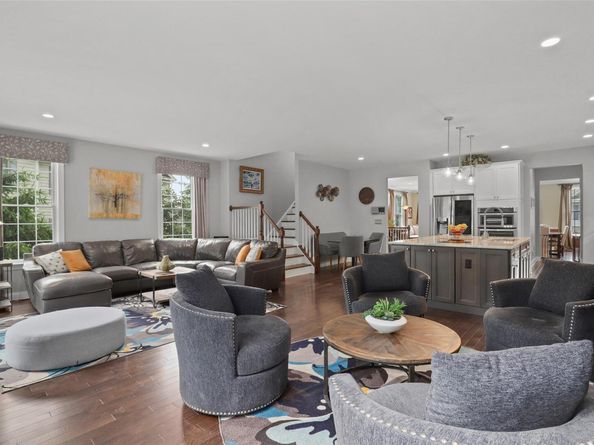 8 Langeloth Drive, Cortlandt Manor NY 10567