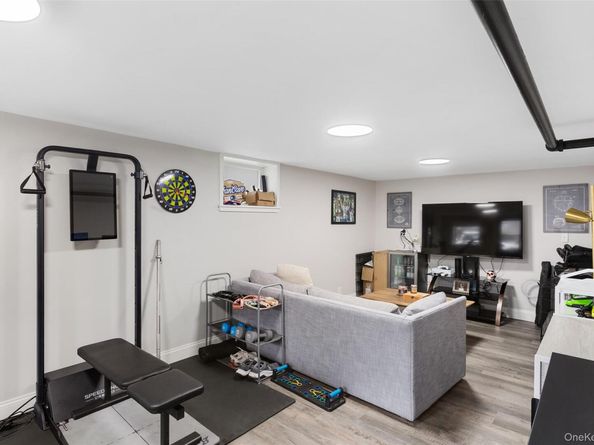 32 Central Parkway, Mount Vernon NY 10552