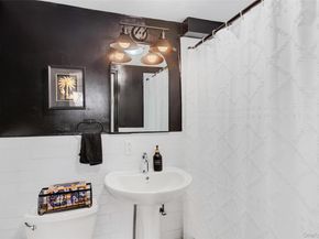 32 Central Parkway, Mount Vernon NY 10552