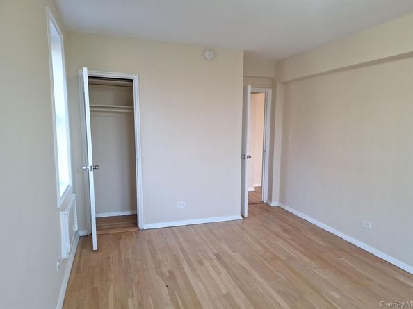 3475 Greystone Avenue 7E, Bronx NY 10463