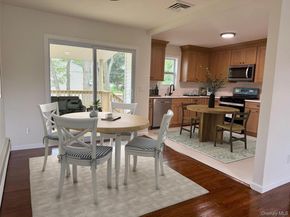 30 7th Street, Holbrook NY 11741