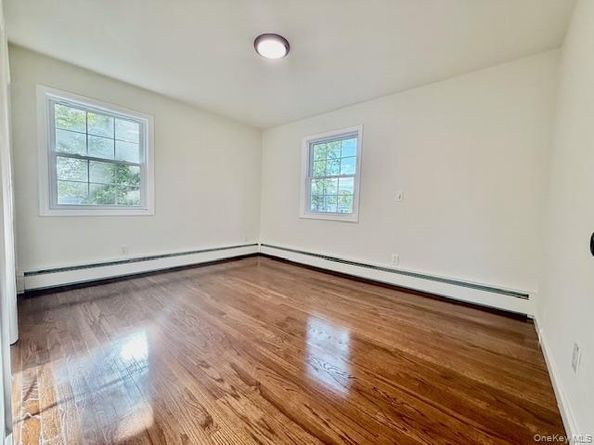 30 7th Street, Holbrook NY 11741