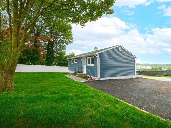 6 Ralph Young Avenue, Glen Cove NY 11542