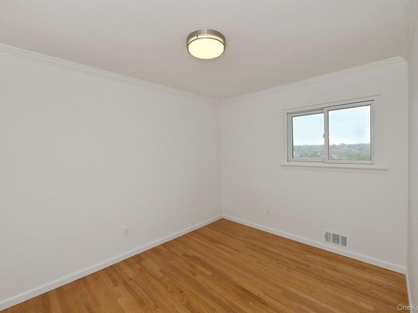 6 Ralph Young Avenue, Glen Cove NY 11542