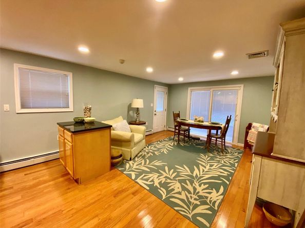 4081 Massachusetts Avenue, Island Park NY 11558