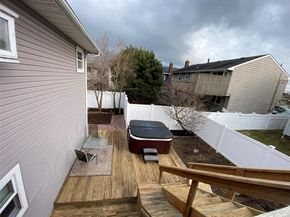 4081 Massachusetts Avenue, Island Park NY 11558