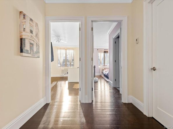 66-41 69th Street G1, Middle Village NY 11379