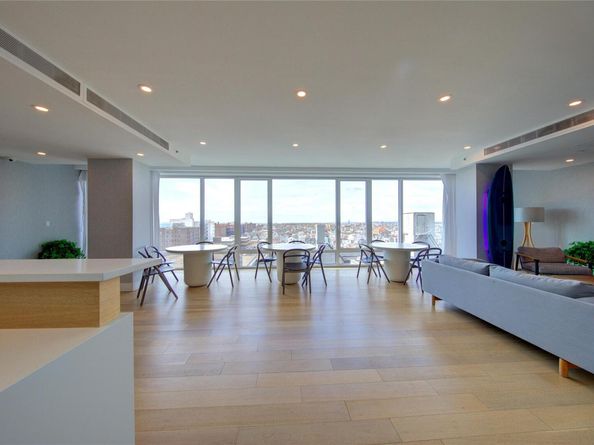133 Beach 116th Street 2C, Rockaway Park NY 11694