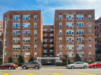 4320 Van Cortlandt Park East