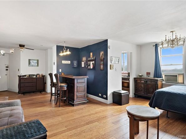 4320 Van Cortlandt Park East 6B, Bronx NY 10470
