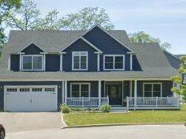 9 Saber Lane, Kings Park NY 11754