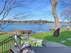 29 Dyke Road, Setauket NY 11733