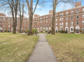 445 Gramatan Avenue CD3, Mount Vernon NY 10552