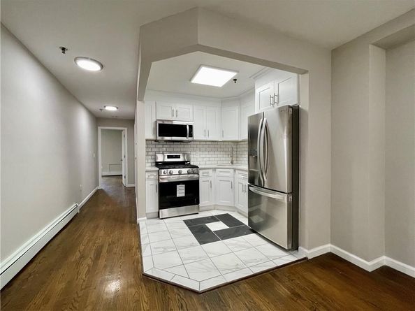 3099 Heath Avenue 2A, Bronx NY 10463