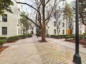 21-58 35 street 1E, Astoria NY 11105