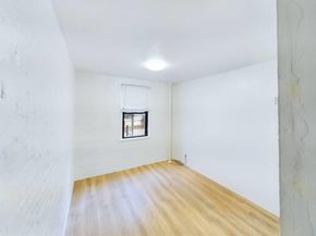 21-58 35 street 1E, Astoria NY 11105