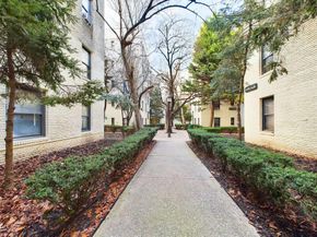 21-58 35 street 1E, Astoria NY 11105