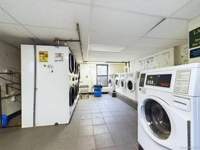 21-58 35 street 1E, Astoria NY 11105