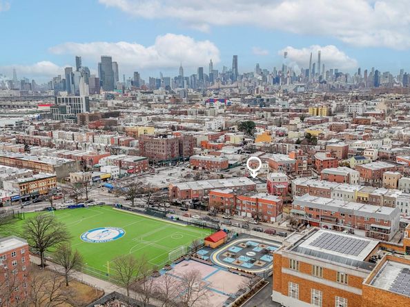 47-05 Newtown Road, Long Island City NY 11103