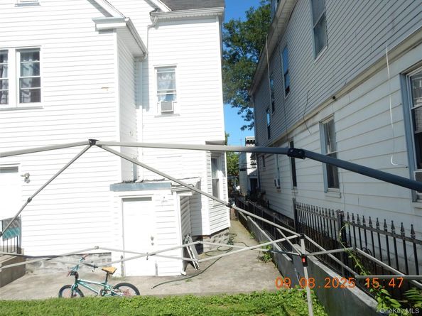 342 S 2nd Avenue, Mount Vernon NY 10550