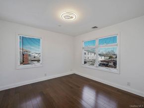 829 S Long Beach Avenue, Freeport NY 11520
