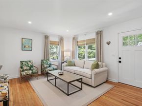 2100 Park Avenue, Mattituck NY 11952