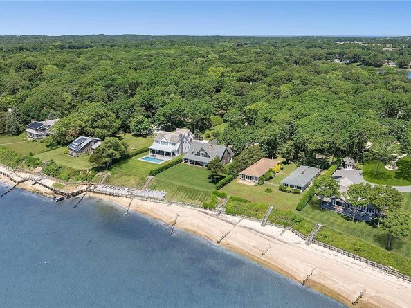 2100 Park Avenue, Mattituck NY 11952