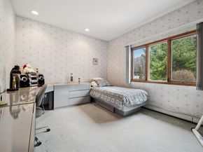 6 Heather Court, Dix Hills NY 11746