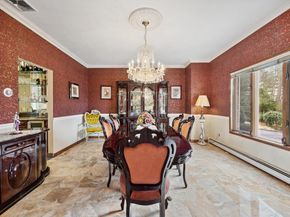 6 Heather Court, Dix Hills NY 11746