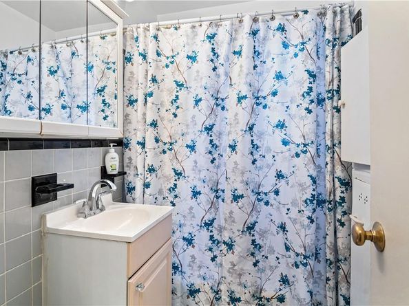 525 W 236 Street 5B, Bronx NY 10463